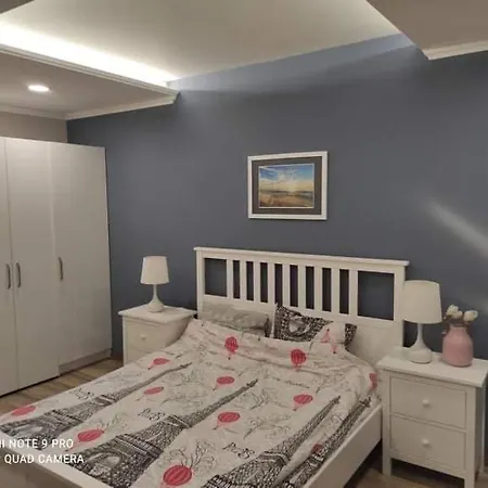 Dani Bedroom 홈스테이