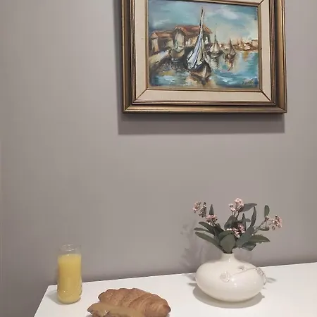 Dani Bedroom * 바르나